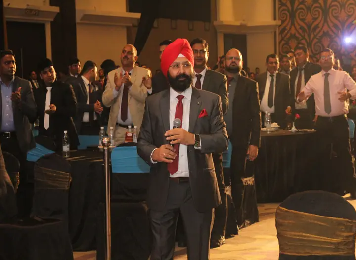 Motivational speech for sales leaders